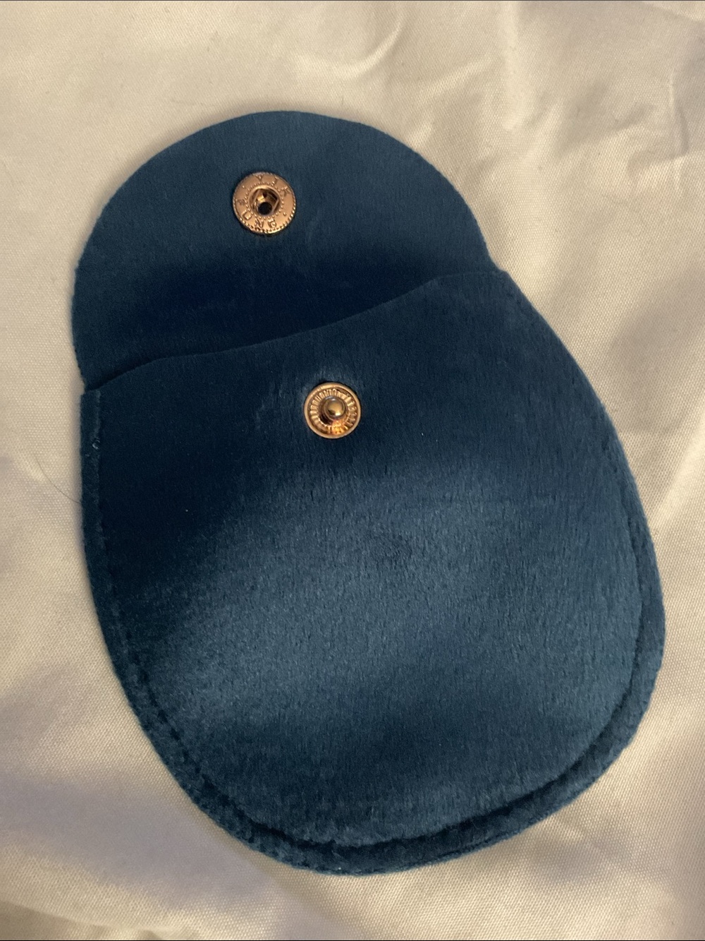 Luxurious Velvet Jewelry Pouch - set of 5 NEW - Picture 3 of 3